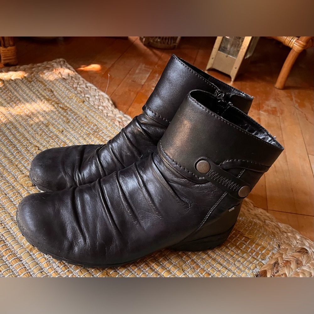 Rieker Black Leather Waterproof Winter Boot- Soft Lambswool lined!-Sz7.5 ๐โโ - Picture 13 of 16